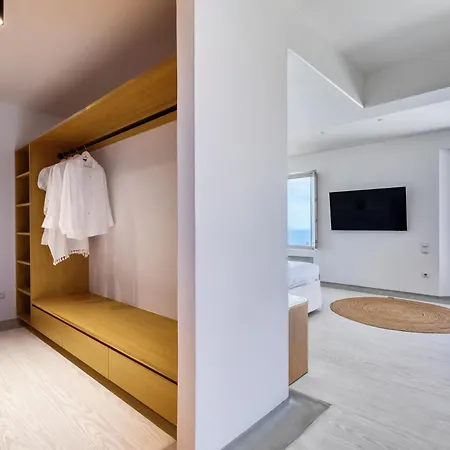 Alia Mykonos Villa *