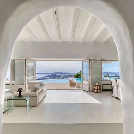 Alia Mykonos بسارو